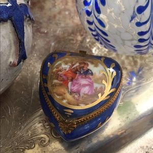Limoges Heart Blue & Gold Lovers Pill / Ring Box